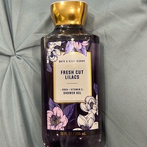 Bath and Body Works Fresh Cut Lilacs Shower Gel